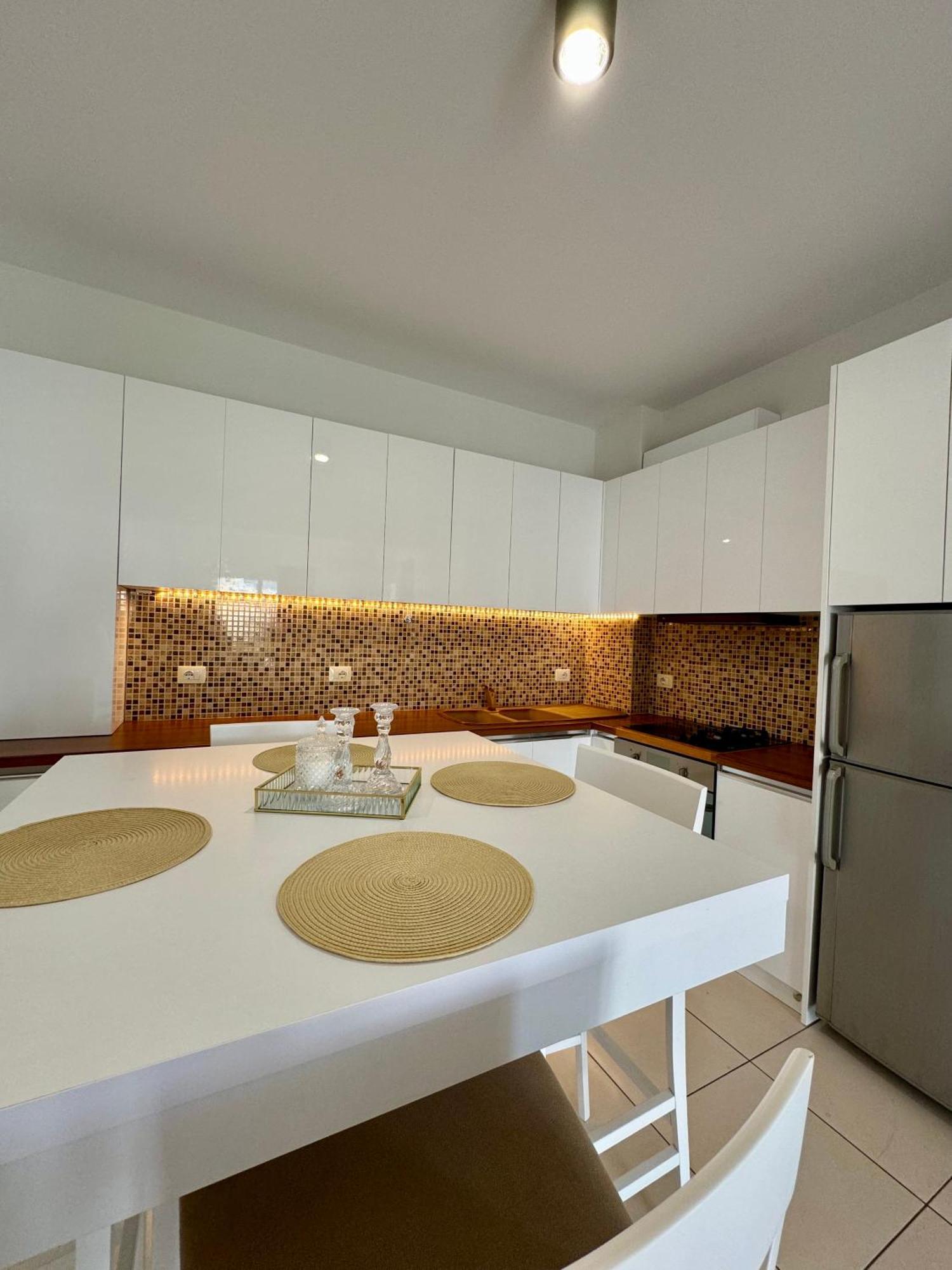 Belaire Luxury Apartment Saranda Extérieur photo